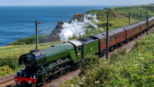 https://www.thenorthernecho.co.uk/news/25259599.flying-scotsman-appear-greatest-gathering-event/?ref=rss