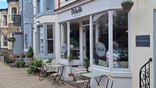 https://www.thenorthernecho.co.uk/news/25252500.food-review-pistachio-bakery-deli-stokesley/?ref=rss
