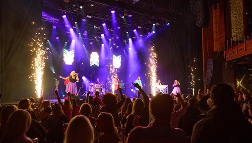 https://www.thenorthernecho.co.uk/news/25420262.win-tickets-one-four-one-night-shows-sunderland-empire/?ref=rss