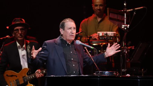 https://www.thenorthernecho.co.uk/news/25303112.darlington-hippodrome-jools-holland-rhythm-blues-orchestra/?ref=rss
