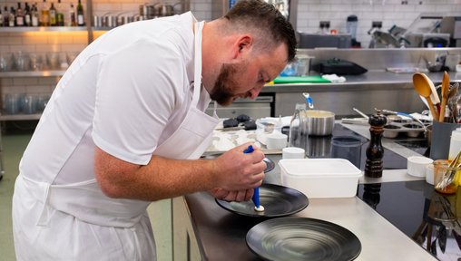 https://www.thenorthernecho.co.uk/news/25953641.northumberland-chef-set-great-british-menu-third-time/?ref=rss