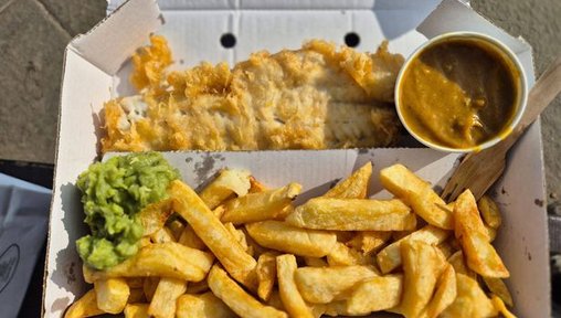 https://www.gazettelive.co.uk/whats-on/food-drink-news/tried-award-winning-fish-chips-33714066