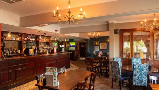 https://www.gazettelive.co.uk/whats-on/food-drink-news/cheers-that-popular-ormesby-pub-31926102