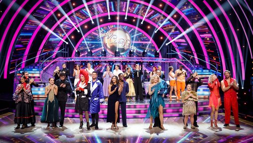 https://www.thenorthernecho.co.uk/news/25625234.strictly-come-dancing-week-8-exit-leaked-fans-slam-judges/?ref=rss