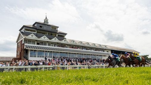 Claim a free pair of horse racing tickets for the Sky Bet Sunday Series 2026