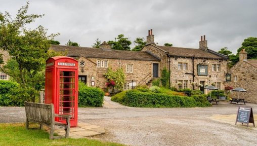 https://www.thenorthernecho.co.uk/news/national/uk-today/25468299.emmerdale-star-makes-shock-return-itv-show-exit/?ref=rss