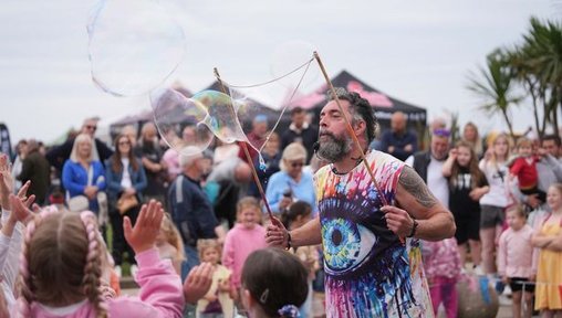 https://www.gazettelive.co.uk/whats-on/food-drink-news/thousands-due-flock-food-festival-32175302