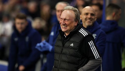 Former Middlesbrough boss Neil Warnock makes shock return to management aged 77