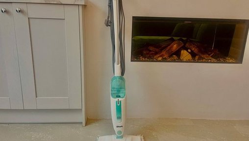 https://www.gazettelive.co.uk/whats-on/shopping/shark-classic-steam-mop-reduced-33366345