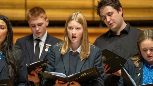 https://www.thenorthernecho.co.uk/news/26022680.barnard-castle-school-stages-spectacular-concert-glasshouse/?ref=rss