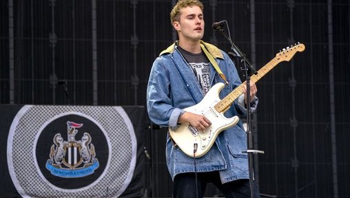 https://www.gazettelive.co.uk/whats-on/whats-on-news/sam-fender-hartlepool-tribute-act-33670206