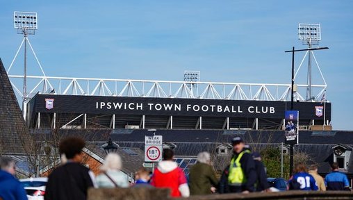 Ipswich condemned over Nigel Farage visit while Frank Lampard warns against Coventry complacency
